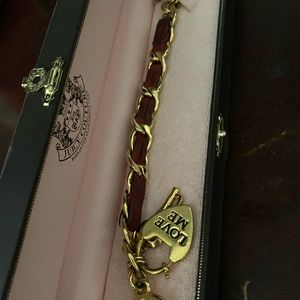 Juicy couture bracelet gold with maroon leather